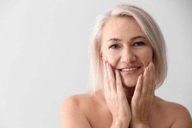 Skin Rejuvenation Treatment for Anti-Aging by Flawless Laser